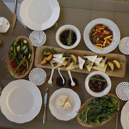 Nu-se Garden Butik ホテル セルチュク