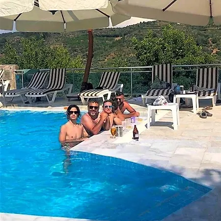 Nu-se Garden Butik 3*