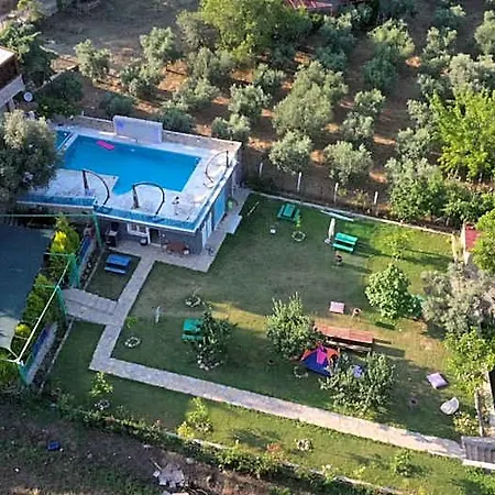 Nu-se Garden Butik Hotel 3*